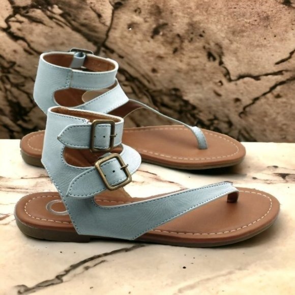 Sandals - Picture 3 of 8